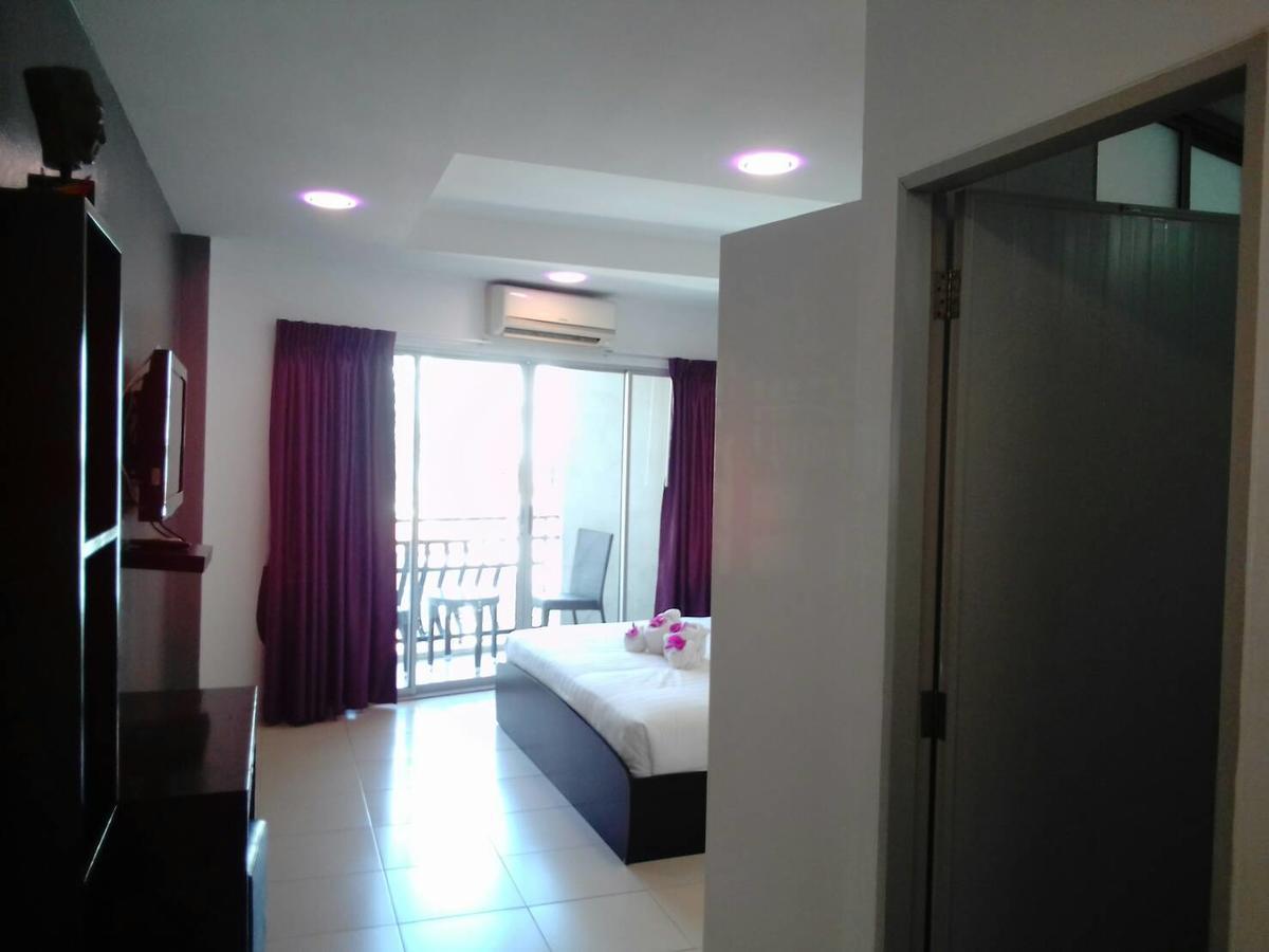 C&C Residence Bistro Restaurant Pattaya Eksteriør billede