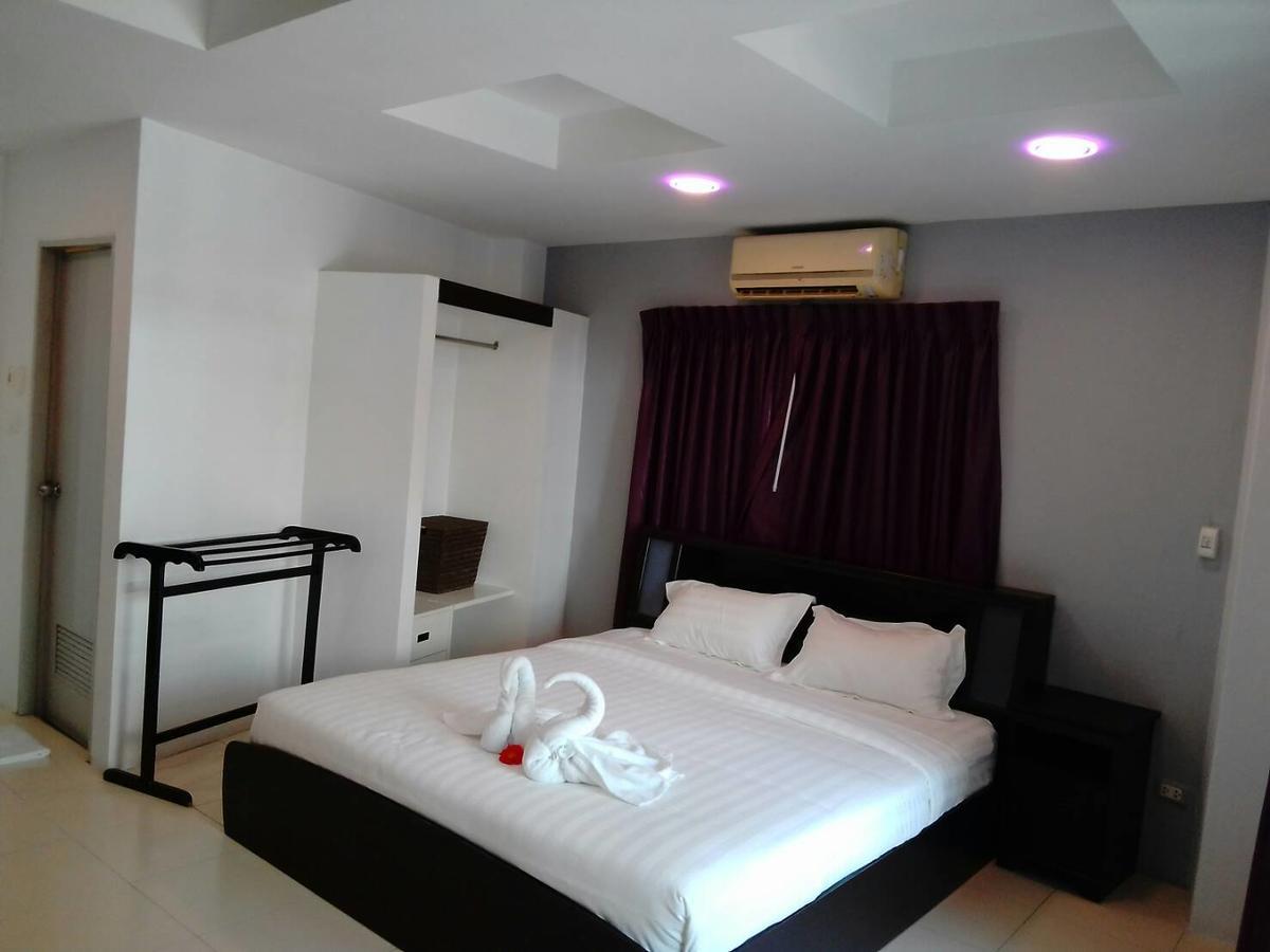 C&C Residence Bistro Restaurant Pattaya Eksteriør billede